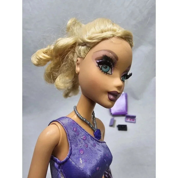 My Scene Goes Hollywood Kennedy Barbie Doll With Club Birthday Outfit Plus More - Picture 7 of 16